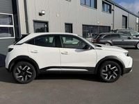 Gebraucht Opel Mokka Innovation 131 PS (96 kW) 2021 Jade weiss/arktis weiss SUV