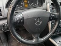 Gebraucht Mercedes A180 109 PS (80 kW) 2012 Schwarz Van / Kleinbus