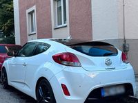 Gebraucht Hyundai Veloster 140 PS (102 kW) 2011 Weiß Kleinwagen