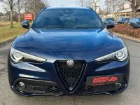 Gebraucht Alfa Romeo Stelvio Tech Edition 209 PS (153 kW) 2019 Blau SUV