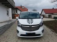 Gebraucht Opel Vivaro 145 PS (106 kW) 2017 Weiß Van / Kleinbus