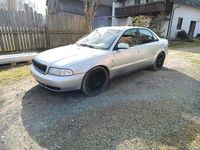 Second-hand Audi A4 150 CP (110 kW) 1995 Argintiu Berlinǎ