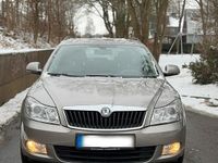 Gebraucht Skoda Octavia 206 PS (151 kW) 2011 Silber Kombi