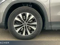 Gebraucht Mercedes GLA250 Style 224 PS (164 kW) 2022 Grau SUV
