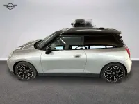 Gebraucht Mini Cooper SE Favoured 160 kW (218 PS) 2025 Grau Kleinwagen