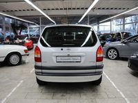 Gebraucht Opel Zafira 101 PS (74 kW) 2002 Grau Van / Kleinbus