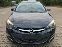 Gebraucht Opel Astra 140 PS (102 kW) 2013 Schwarz Kombi