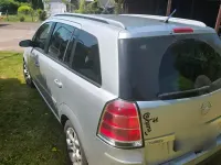 Gebraucht Opel Zafira 105 PS (77 kW) 2005 Silber Van / Kleinbus