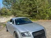 Używany Audi TT Sport 179 KM (131 kW) 2000 Srebrny Coupe
