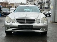 Gebraucht Mercedes E220 150 PS (110 kW) 2004 Brillantsilber  metalliclack Kombi