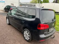Gebraucht VW Touran Match 140 PS (102 kW) 2012 Schwarz Van / Kleinbus