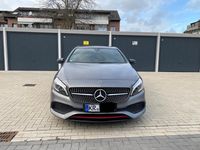 Gebraucht Mercedes A250 AMG line 218 PS (160 kW) 2018 Grau Limousine