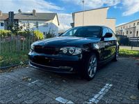 Gebraucht BMW 116 122 PS (89 kW) 2009 Schwarz Kleinwagen