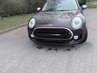 Używany Mini Cooper Essential 136 KM (100 kW) 2019 Brązowy Hatchback