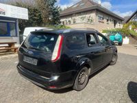 gebraucht Ford Focus Turnier 1.6 Ti-VCT Black Magic