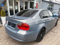 Gebraucht BMW 320 150 PS (110 kW) 2005 Arktis Limousine