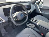 Gebraucht BMW iX Sport Line 239 kW (326 PS) 2025 Saphirschwarz SUV