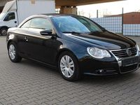 Gebraucht VW Eos Edition 122 PS (89 kW) 2009 Deep black perleffekt Cabrio