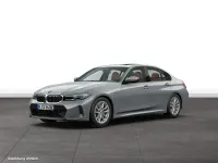 Gebraucht BMW 330e 292 PS (214 kW) 2025 Grau Limousine