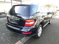 Gebraucht Mercedes ML350 231 PS (169 kW) 2010 Schwarz SUV
