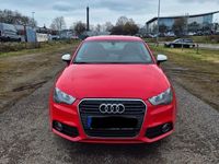 Gebraucht Audi A1 Ambition 90 PS (66 kW) 2011 Rot Kleinwagen
