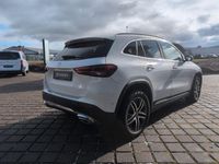 Gebraucht Mercedes GLA200 Progressive 163 PS (119 kW) 2020 Unilack polarweiß SUV