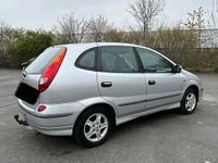 Gebraucht Nissan Almera 116 PS (85 kW) 2004 Silber Van / Kleinbus