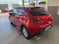 Gebraucht Mazda 2 Kizoku 75 PS (55 kW) 2019 Rot Kleinwagen
