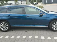 Gebraucht VW Passat Elegance 150 PS (110 kW) 2023 Blau Kombi