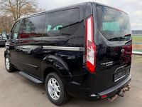 Używany Ford Transit Titanium 155 KM (114 kW) 2014 Czarny Kombi