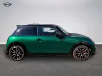 Używany Mini John Cooper Works 231 KM (169 kW) 2025 Zielony Hatchback
