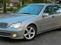 Gebraucht Mercedes C220 186 PS (136 kW) 2005 Gold Kombi