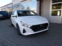 Gebraucht Hyundai i20 101 PS (74 kW) 2022 Weiß Kleinwagen