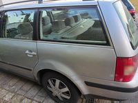 Gebraucht VW Passat 102 PS (75 kW) 2003 Silber Kombi