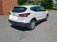 Gebraucht Nissan Qashqai Tekna 116 PS (85 kW) 2019 Weiß SUV