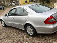 Gebraucht Mercedes E200 Classic 184 PS (135 kW) 2007 Silber Limousine