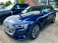 Gebraucht Audi e-tron Comfort 230 kW (313 PS) 2022 Blau SUV