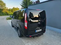 Gebraucht Ford Tourneo 185 PS (136 kW) 2021 Schwarz Van / Kleinbus