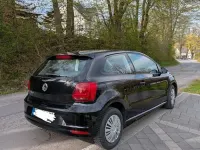 Używany VW Polo Trendline 60 KM (44 kW) 2016 Czarny Sedan/Limuzyna