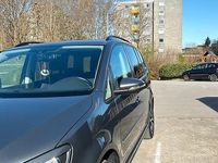 Gebraucht VW Touran 140 PS (102 kW) 2011 Grau Van / Kleinbus
