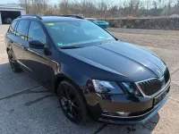 Gebraucht Skoda Octavia Style 150 PS (110 kW) 2020 Cerna magic/black magic Kombi