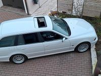 Gebraucht BMW 520 136 PS (100 kW) 2002 Weiß Kombi