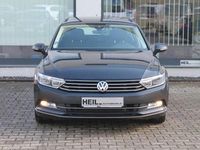 Gebraucht VW Passat Comfortline 190 PS (139 kW) 2019 Grau Kombi