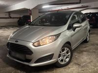 Gebraucht Ford Fiesta 60 PS (44 kW) 2014 Silber Kleinwagen