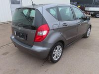 Gebraucht Mercedes A160 82 PS (60 kW) 2011 Grau Kleinwagen