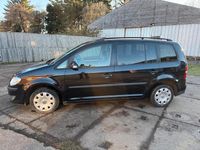 Gebraucht VW Touran 140 PS (102 kW) 2008 Schwarz Van / Kleinbus