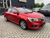 Gebraucht Renault Mégane IV Business 132 PS (97 kW) 2017 Rot Limousine