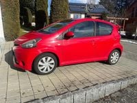 Gebraucht Toyota Aygo 68 PS (50 kW) 2014 Rot Kleinwagen