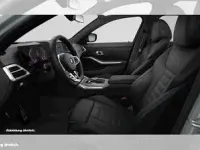 Gebraucht BMW 330 258 PS (189 kW) 2025 Grau (skyscraper grau) Limousine