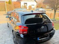 Gebraucht BMW 116 136 PS (100 kW) 2012 Schwarz Kleinwagen